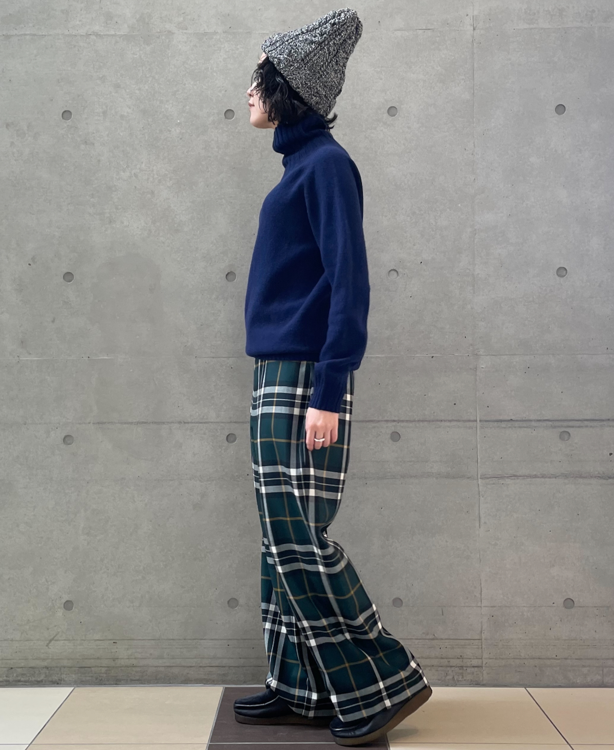 JNAMP1651 (ニット) GEELONG LAMBSWOOL POLO NECK SADDLE SHOULDER P/O