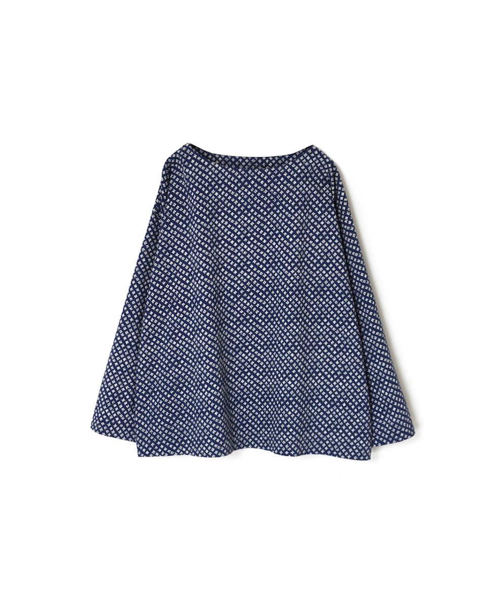 INAM2412F (ブラウス) CAMBRIC SMALL FLOWER PRINT BOAT NECK SMOCK