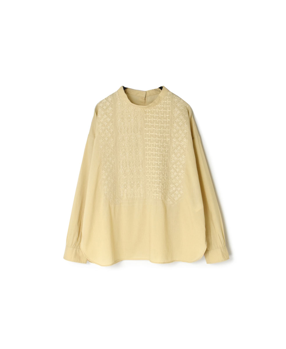 NMDS16551(ブラウス) 60’S ORGANIC CAMBRIC BACK OPENING STAND COLLAR EMB SHIRT