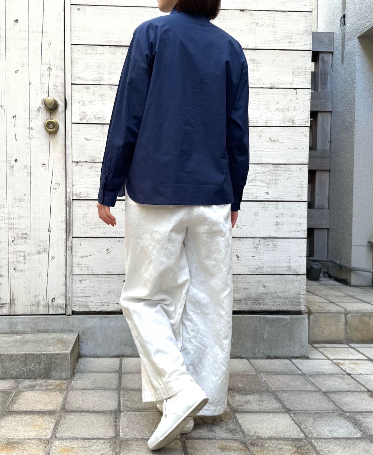 NMDS24131 (シャツ) 60'S ORGANIC CAMBRIC WITH EMB BANDED COLLAR SHIRT