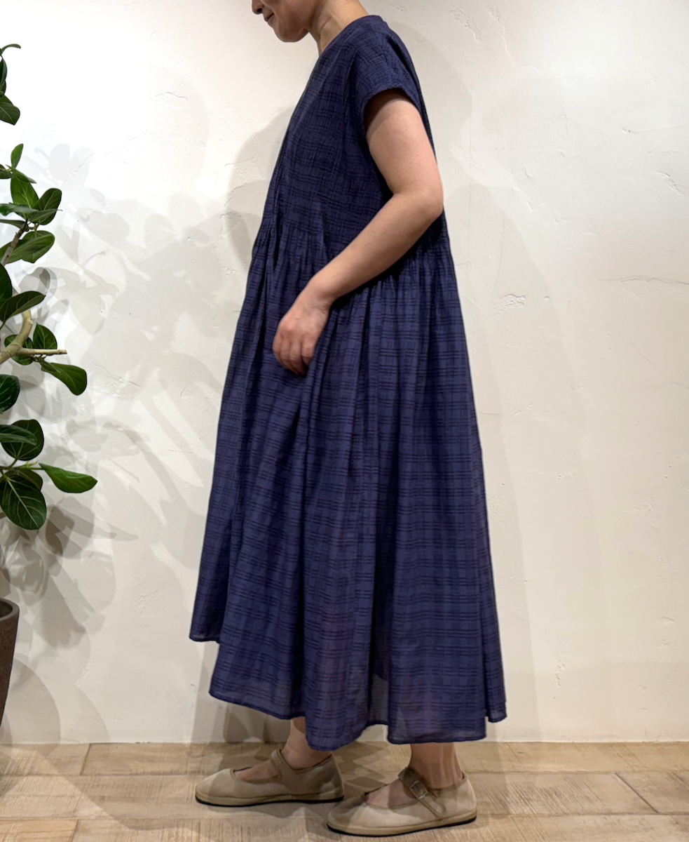 INMDS24083 (ワンピース) 80'S COTTON CHECK PATTERN BLOCK PRINT V-NECK FRENCH/SL PULLOVER DRESS WITH MINI PINTUCK