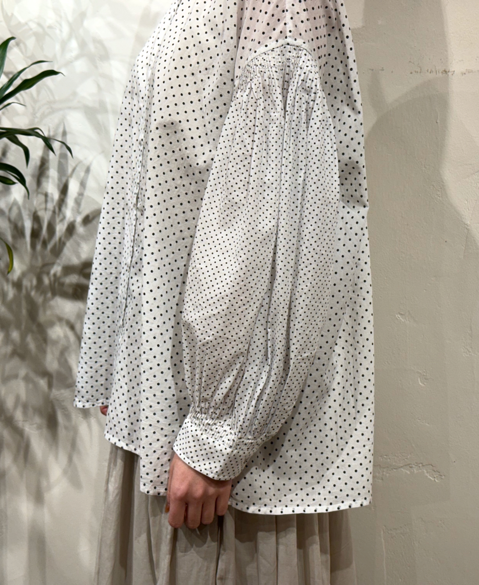 INMDS24091 (シャツ) 80'S VOILE DOT PATCHWORK BLOCK PRINT BANDED COLLAR SHIRT WITH MINI PINTUCK