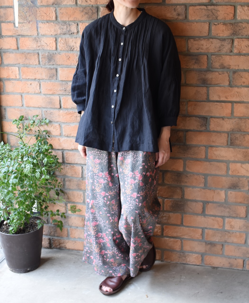 ●INSL24201(シャツ) 60s LINEN PLAIN BANDED COLLAR 3/4SL PINTUCK SHIRT
