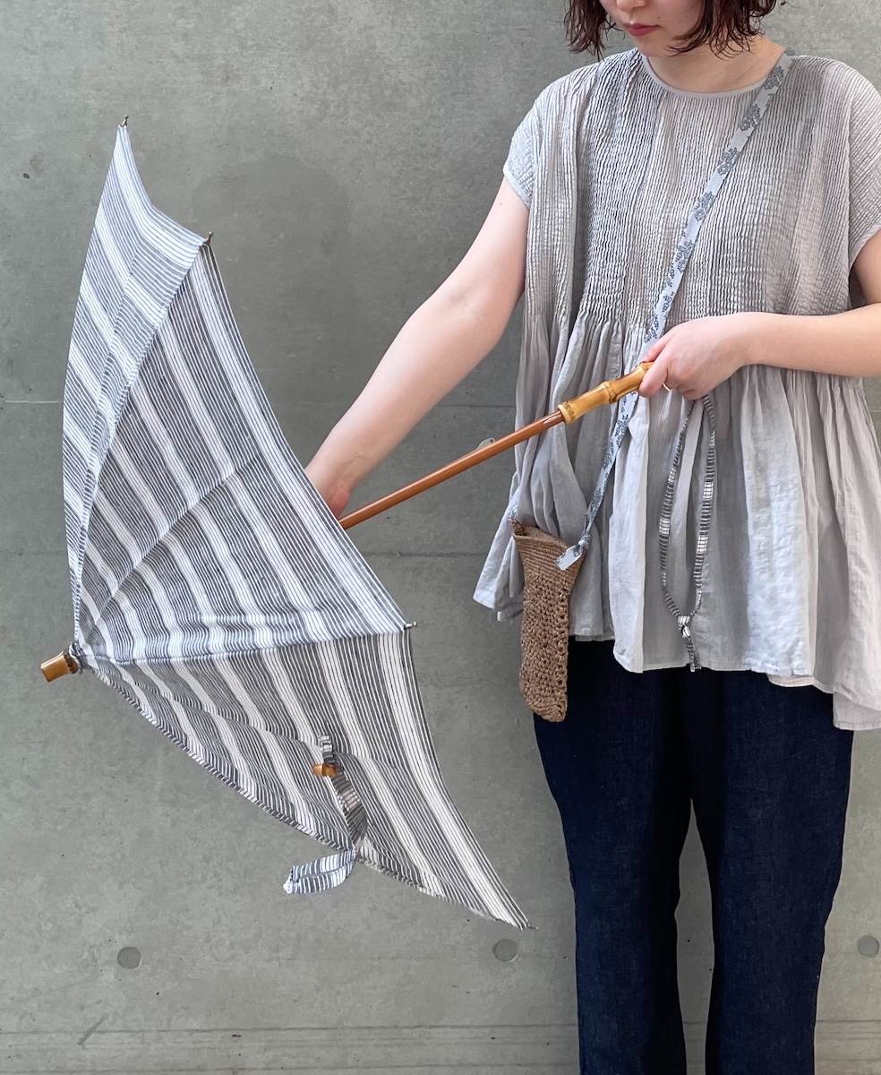 ●ONMDS2301 (日傘) PARASOL WITH BAMBOO HANDLE 47cm