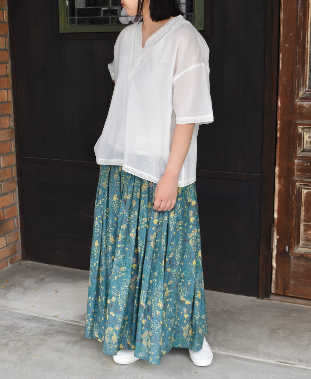 NSL24032 (ブラウス) VOILE LACE V-NECK LACE S/SL PULLOVER
