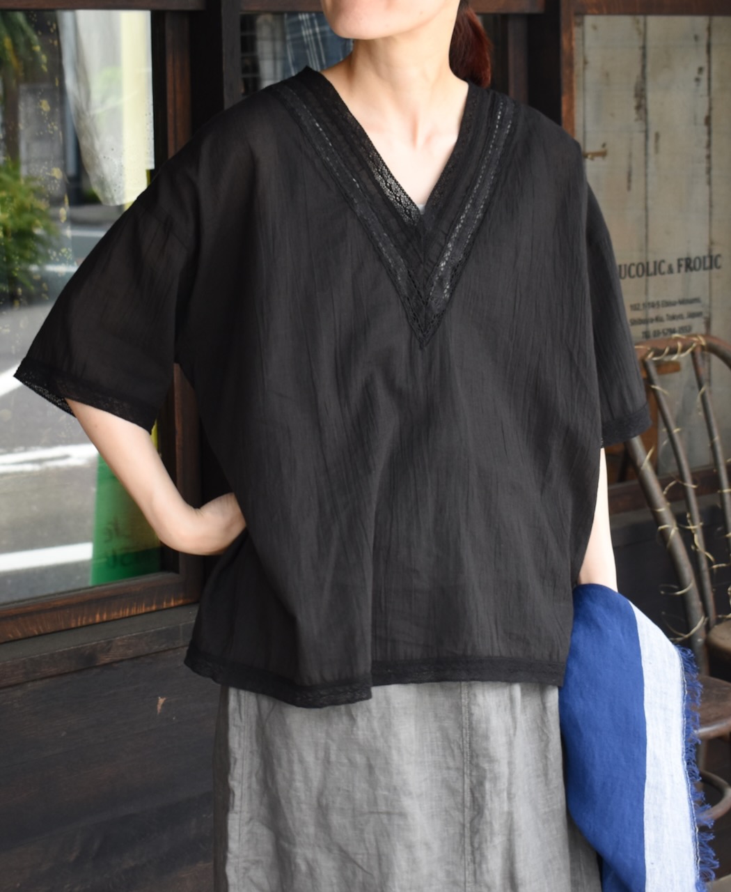 NSL24032 (ブラウス) VOILE LACE V-NECK LACE S/SL PULLOVER