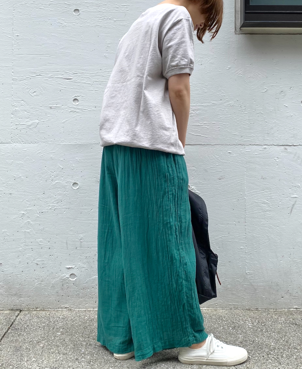 INAM2251GD (パンツ) SINGLE GAUZE OVERDYED GATHERED EASY PANTS