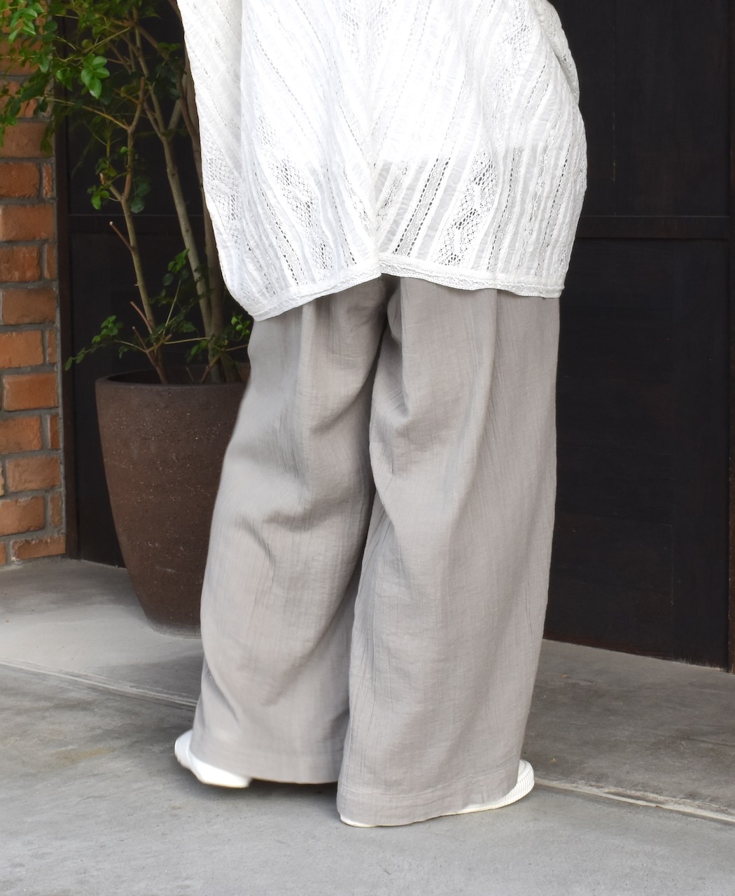 INAM2251GD (パンツ) SINGLE GAUZE OVERDYED GATHERED EASY PANTS