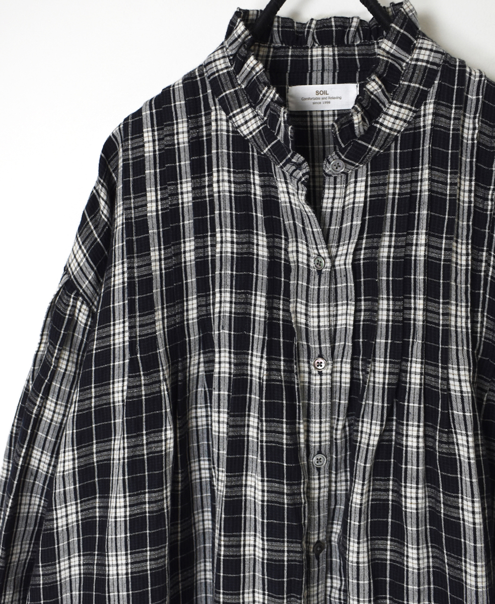 INSL24714(ワンピース) WOOL/LINEN CHECK FRILL COLLAR SHIRT DRESS WITH PINTUCK