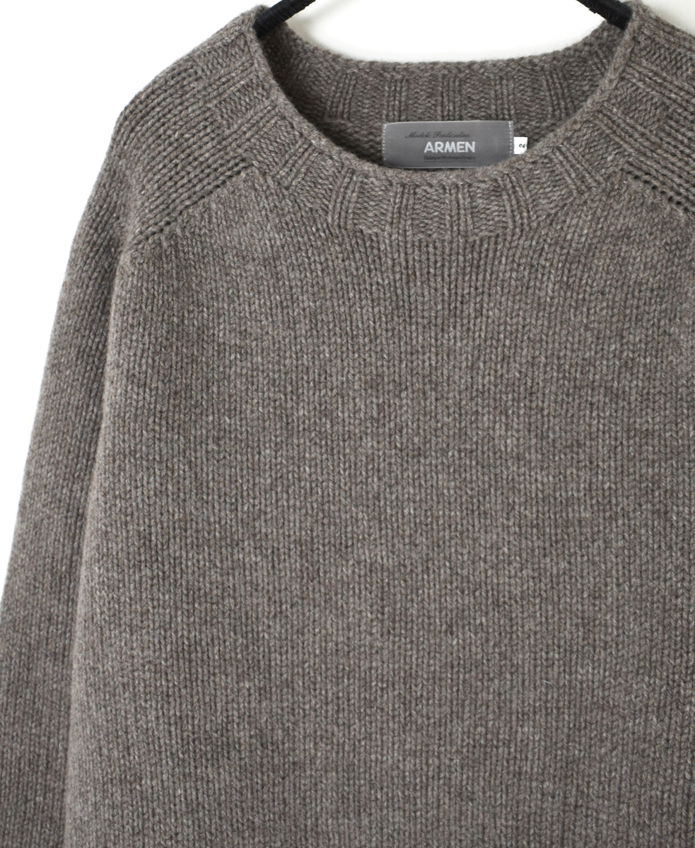 JNAMP2471(ニット) GEELONG LAMBSWOOL 2.5GG CREW NECK SADDLE