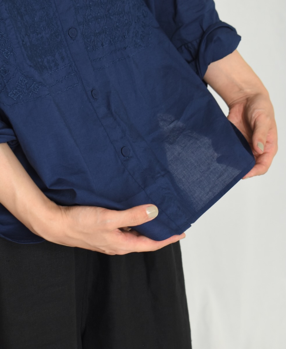NMDS24131 (シャツ) 60'S ORGANIC CAMBRIC WITH EMB BANDED COLLAR SHIRT