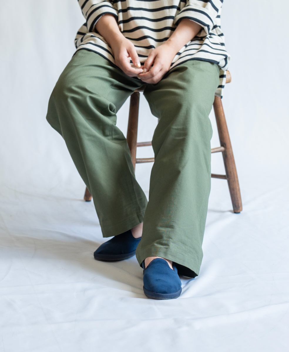 ETELKA NETL2452(シューズ) SLIP-ON SHOES