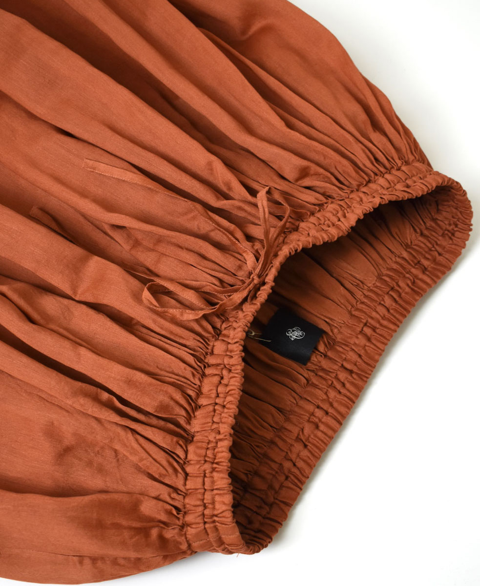 NMDS22564 (スカート) HANDWOVEN COTTON SILK RAJASTHAN TUCK GATHERED SKIRT WITH LINING