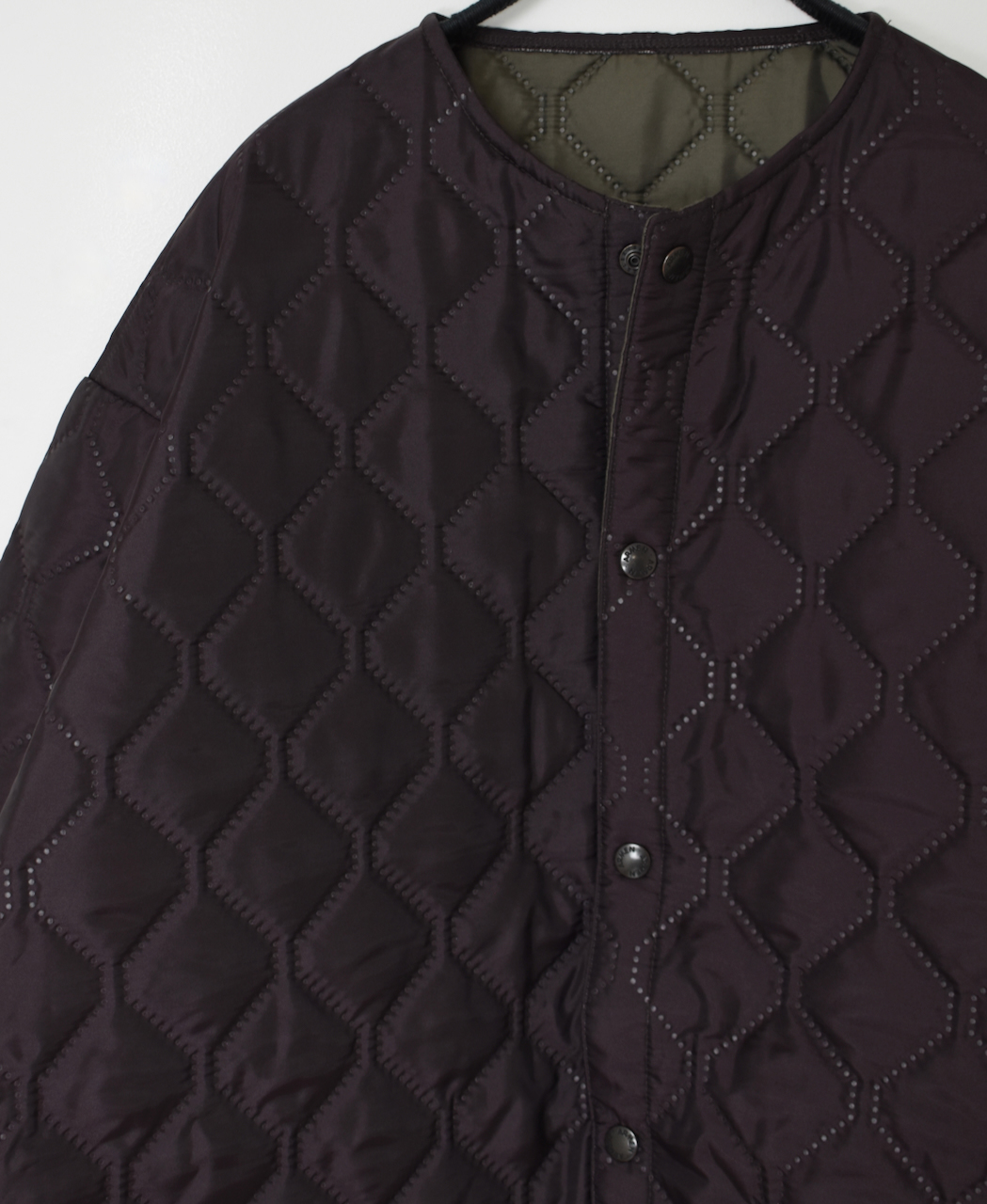 NAM2451PP(コート) PLAIN POLYESTER×PLAIN POLYESTER HEAT QUILT OVERSIZED NO COLLAR MIDI COAT WITH RIBBED CUFF