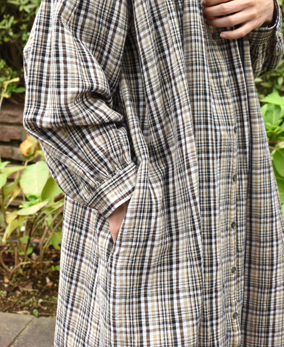 INSL24714(ワンピース) WOOL/LINEN CHECK FRILL COLLAR SHIRT DRESS WITH PINTUCK