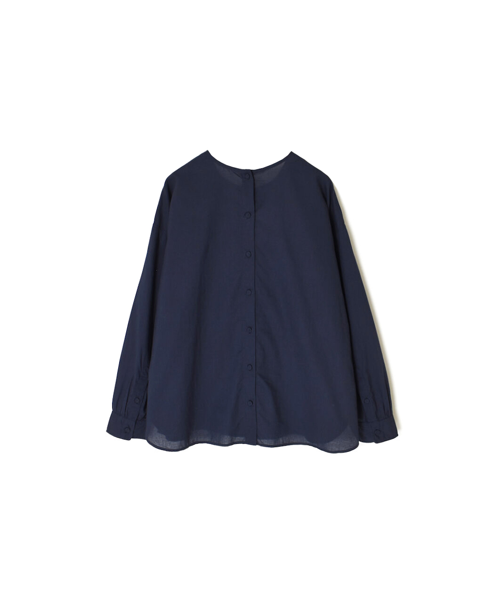 NMDS25202(シャツ) 60s ORGANIC CAMBRIC BACK OPENING CREW-NECK EMB SHIRT
