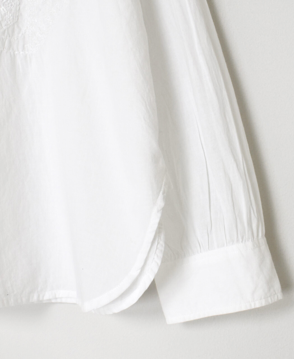 NMDS25201(シャツ) 60s ORGANIC CAMBRIC BANDED COLLAR EMB SHIRT