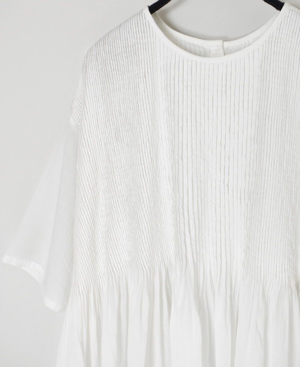 NMDS25221(シャツ) 80s ORGANIC VOILE PLAIN CREW-NECK P/O HALF/SL SHIRT WITH MINI PINTUCK