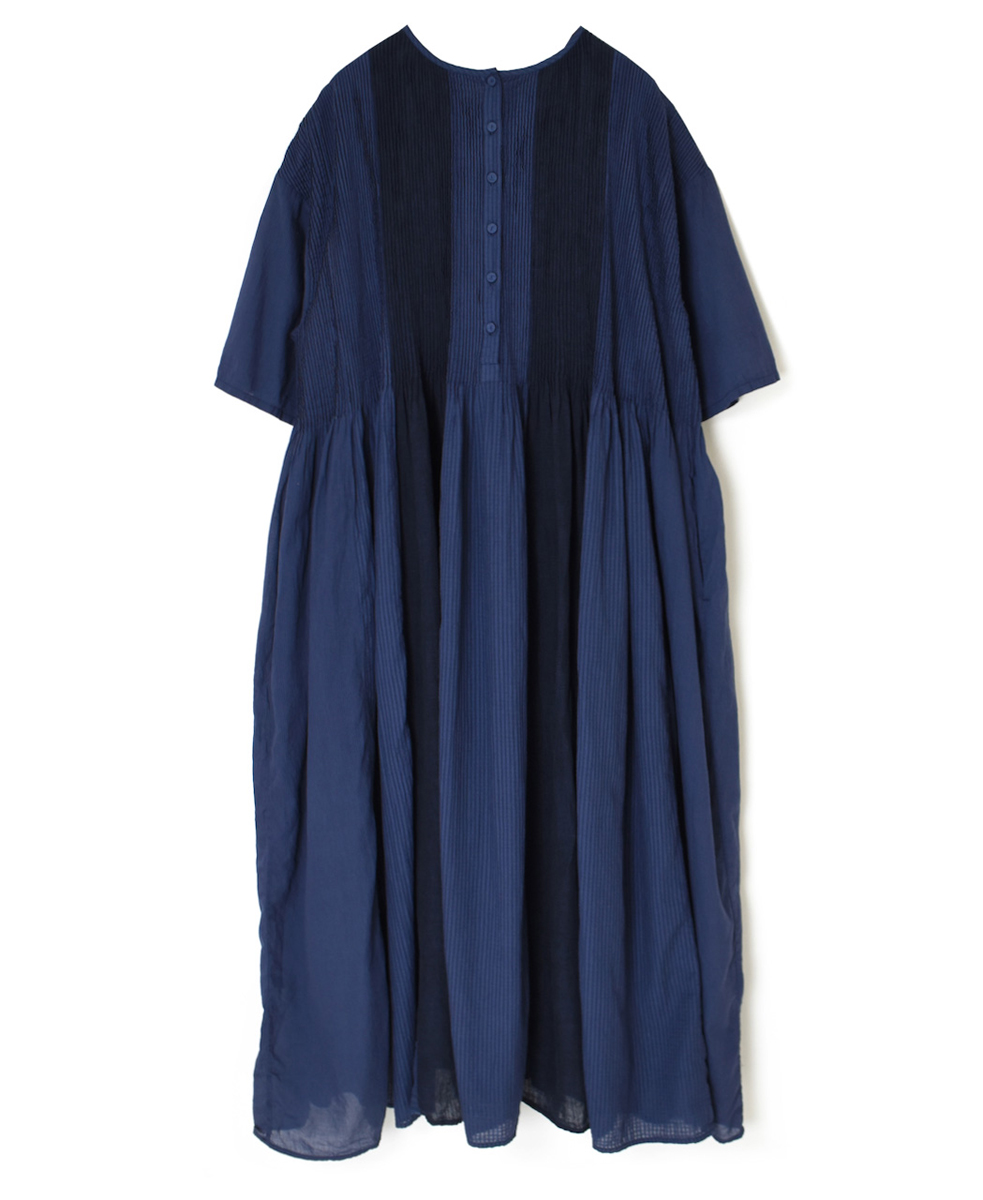 NMDS25232D(ワンピース) COTTON&LINEN PATCHWORK(OVERDYE) CREW-NECK S/SL SHIRT DRESS WITH MINI PINTUCK
