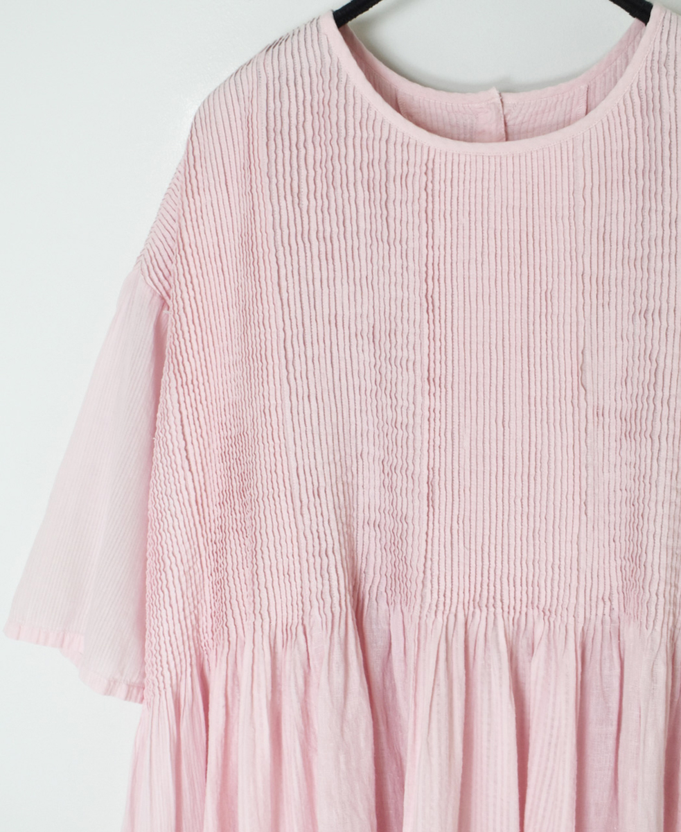 NMDS25232D(ワンピース) COTTON&LINEN PATCHWORK(OVERDYE) CREW-NECK S/SL SHIRT DRESS WITH MINI PINTUCK