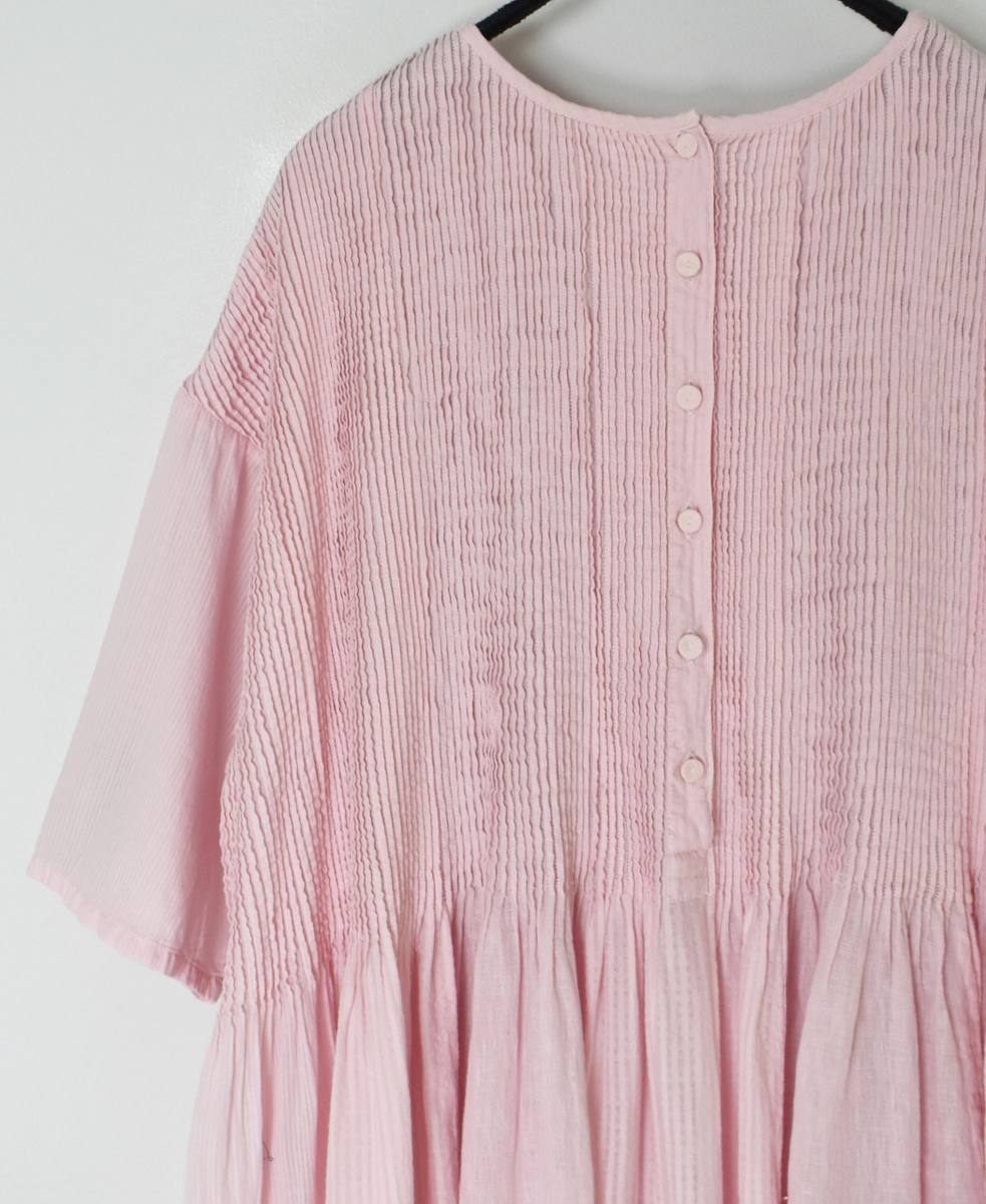 NMDS25232D(ワンピース) COTTON&LINEN PATCHWORK(OVERDYE) CREW-NECK S/SL SHIRT DRESS WITH MINI PINTUCK