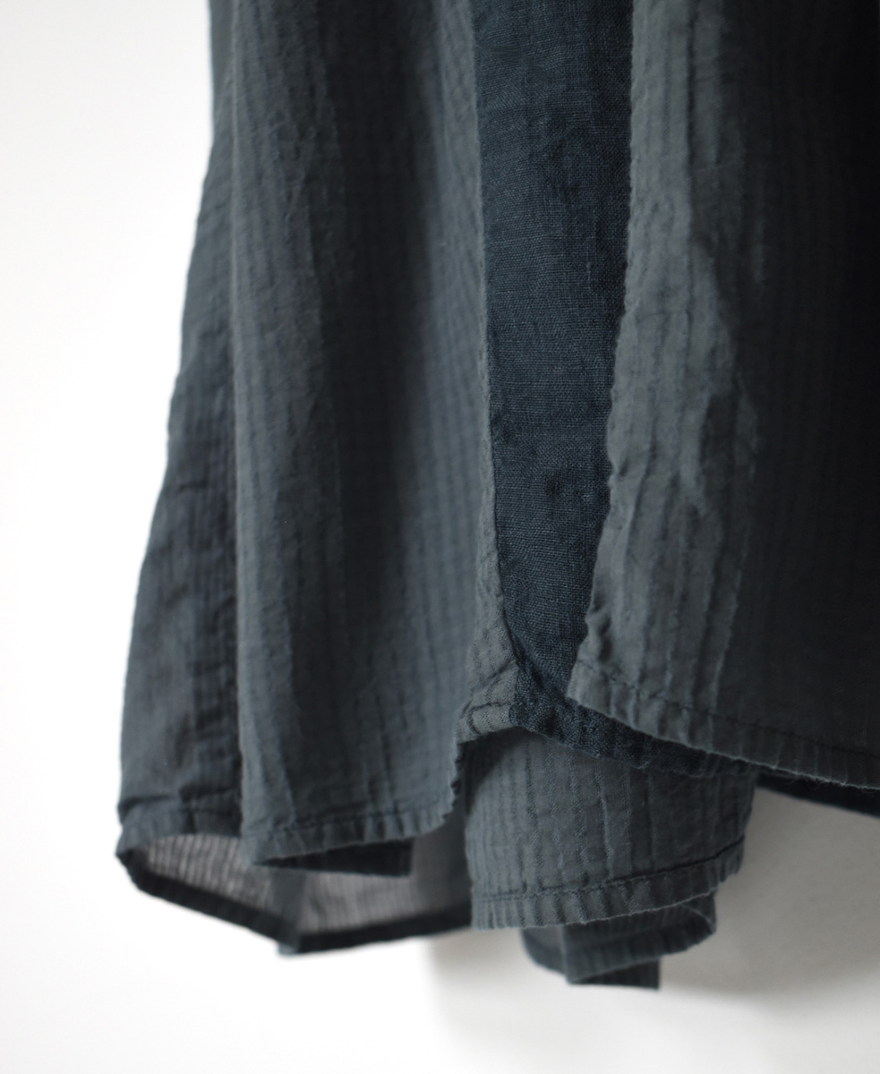 NMDS25232D(ワンピース) COTTON&LINEN PATCHWORK(OVERDYE) CREW-NECK S/SL SHIRT DRESS WITH MINI PINTUCK
