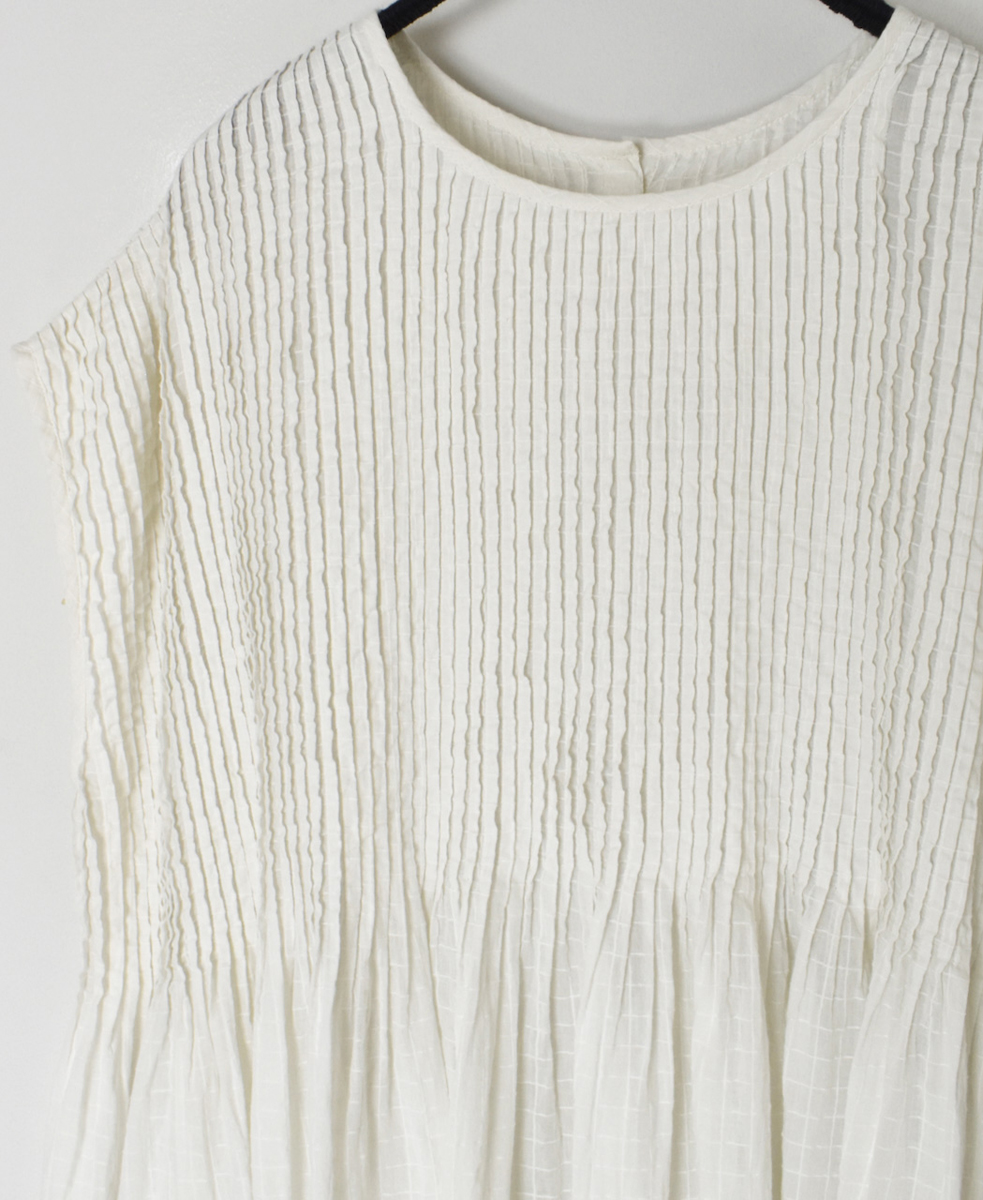 NMDS25252D(シャツ) 80s ORGANIC DOBIE CHECK(OVERDYE) CREW-NECK F/SL SHIRT WITH PINTUCK