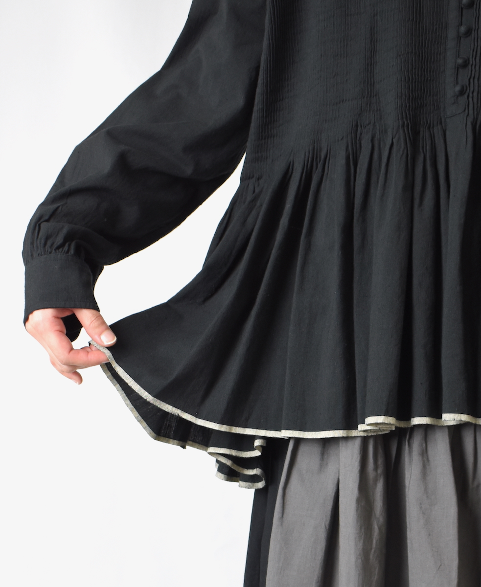 INMDS24301(シャツ) HEAVY COTTON KHADI WITH SELVAGE BALL BUTTON CREW-NECK PULLOVER SHIRT WITH PINTUCK