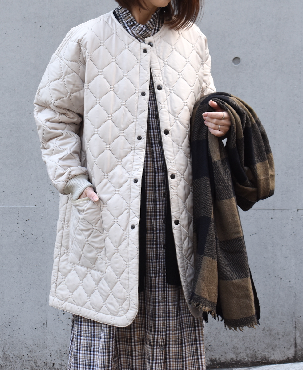 NAM2451PP(コート) PLAIN POLYESTER×PLAIN POLYESTER HEAT QUILT OVERSIZED NO COLLAR MIDI COAT WITH RIBBED CUFF
