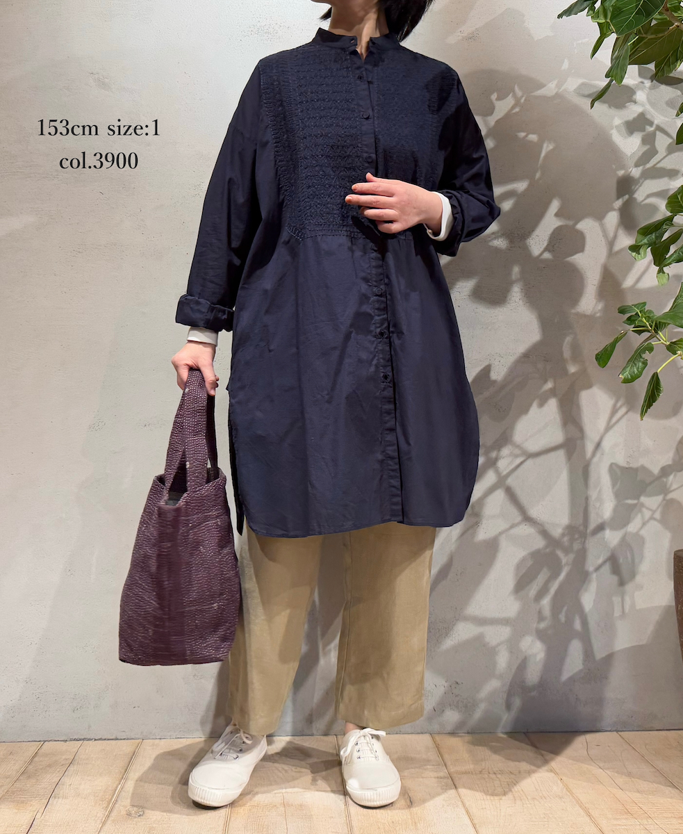 NMDS25204(チュニック) 60s ORGANIC CAMBRIC BANDED COLLAR EMB SHIRT TUNIC