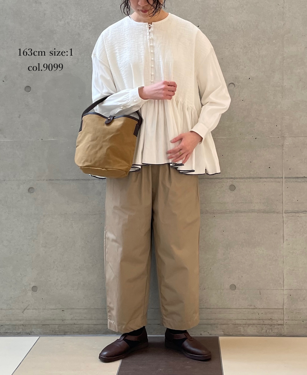 INMDS24301(シャツ) HEAVY COTTON KHADI WITH SELVAGE BALL BUTTON CREW-NECK PULLOVER SHIRT WITH PINTUCK