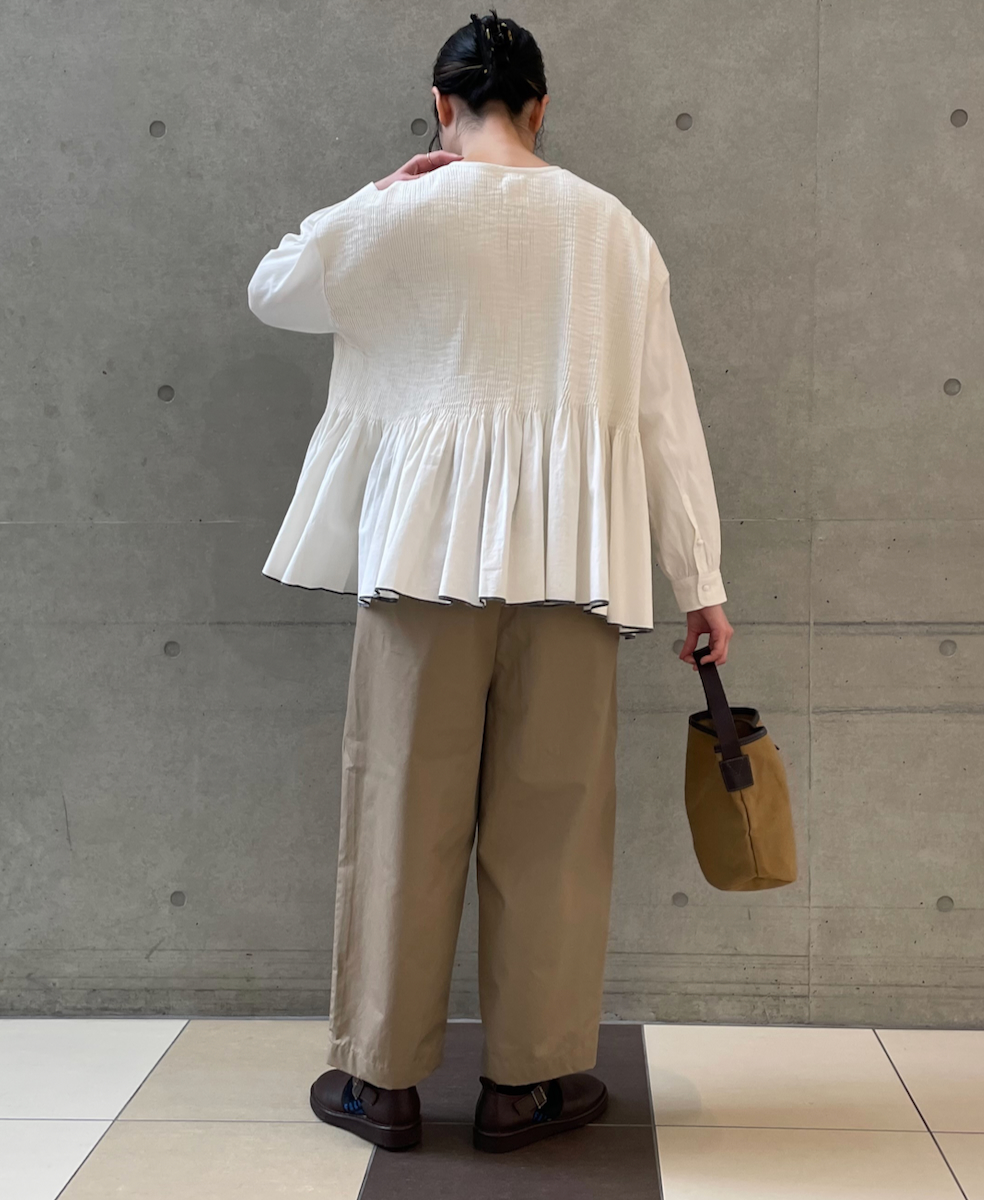 INMDS24301(シャツ) HEAVY COTTON KHADI WITH SELVAGE BALL BUTTON CREW-NECK PULLOVER SHIRT WITH PINTUCK