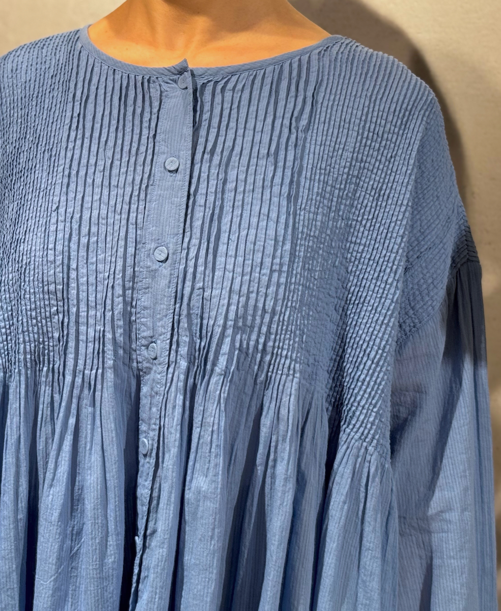 NMDS25213D(シャツ) 80s ORGANIC STRIPE(OVERDYE) CREW-NECK BUTTON SHIRT WITH MINI PINTUCK