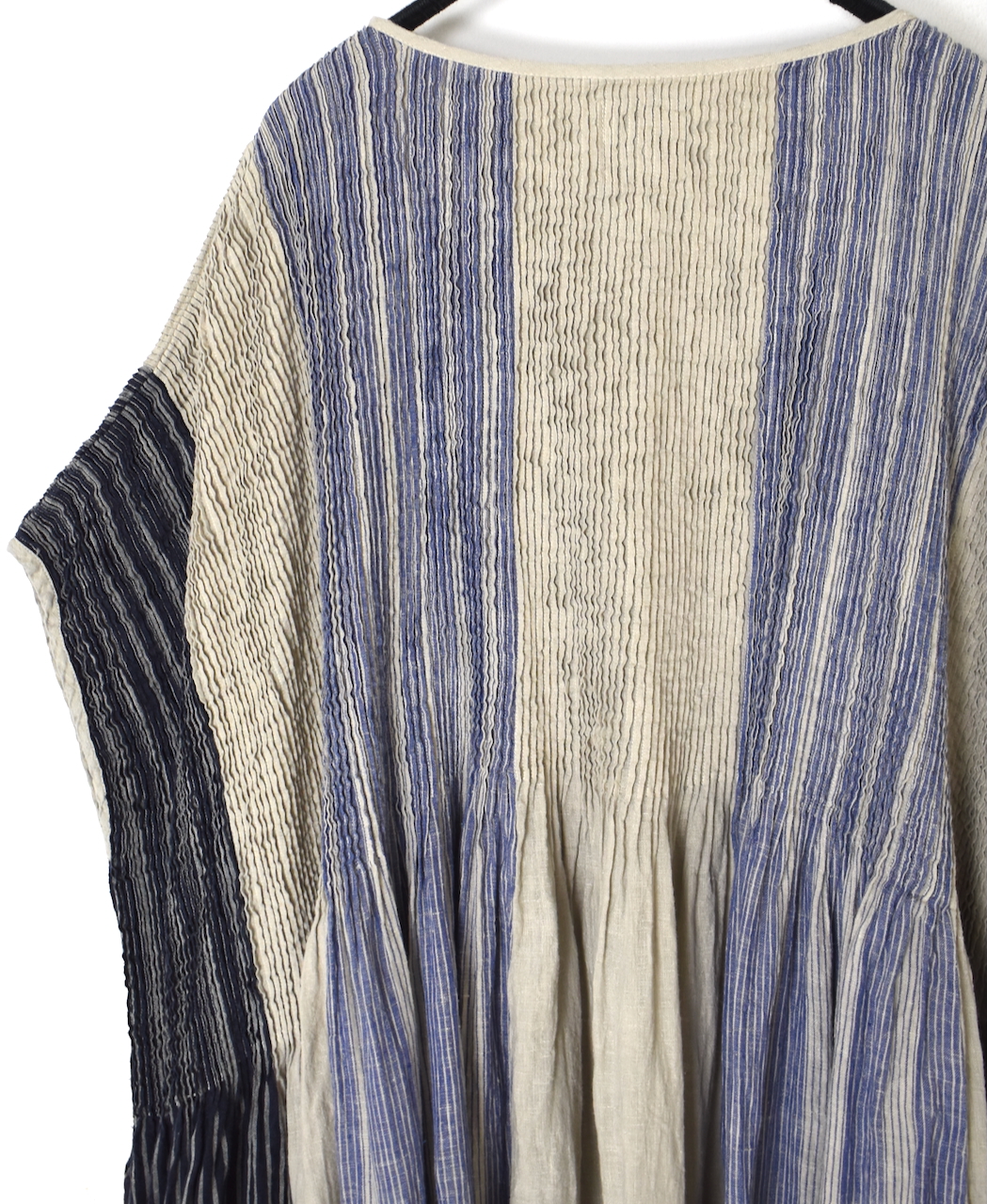 NMDS25302D(ワンピース) LINEN STRIPE PATCHWORK MINI PINTUCK DRESS