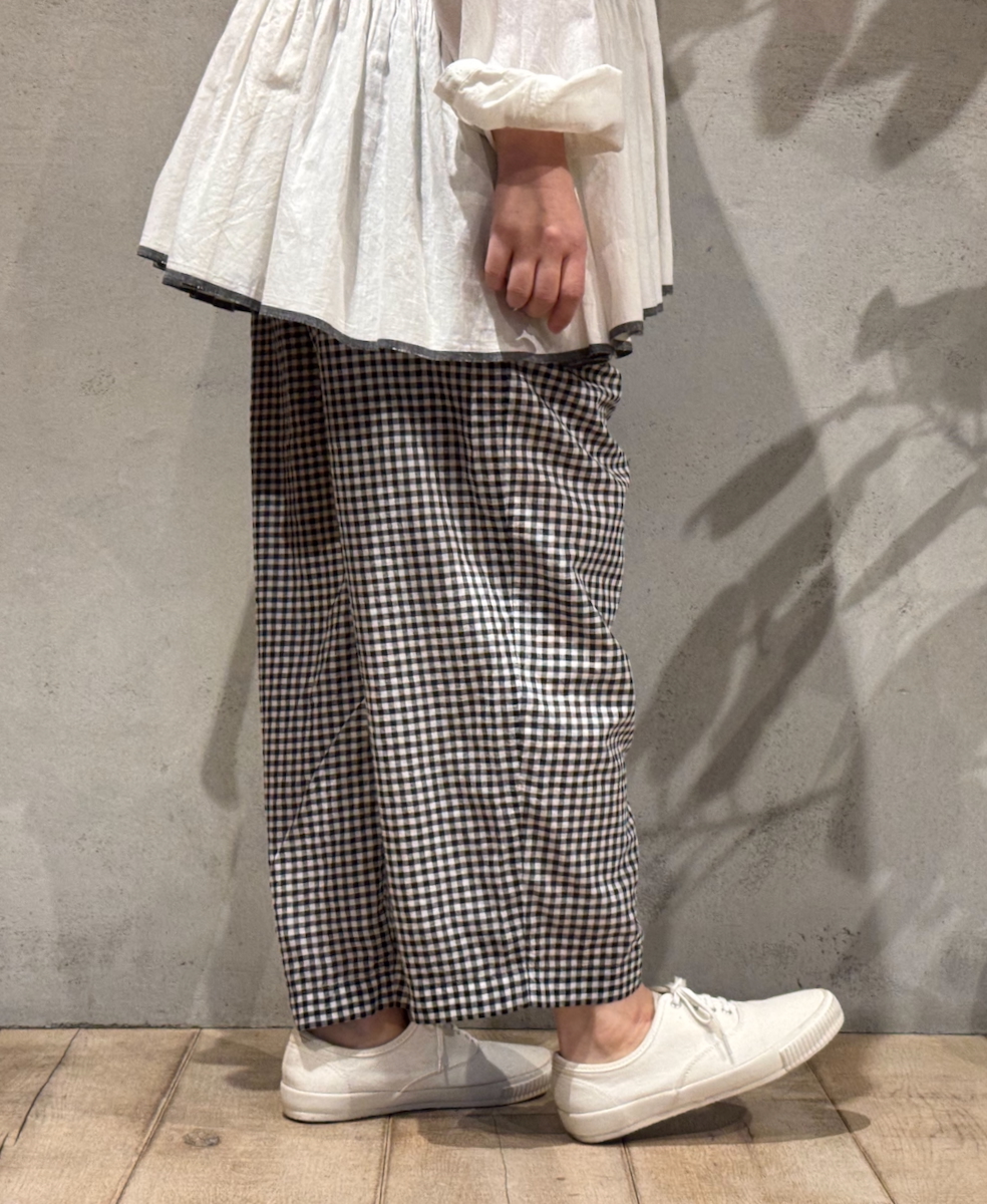 INMDS25025(パンツ) HANDWOVEN COTTON/SILK GINGHAM CHECK 2TUCK TAPERED EASY PANTS