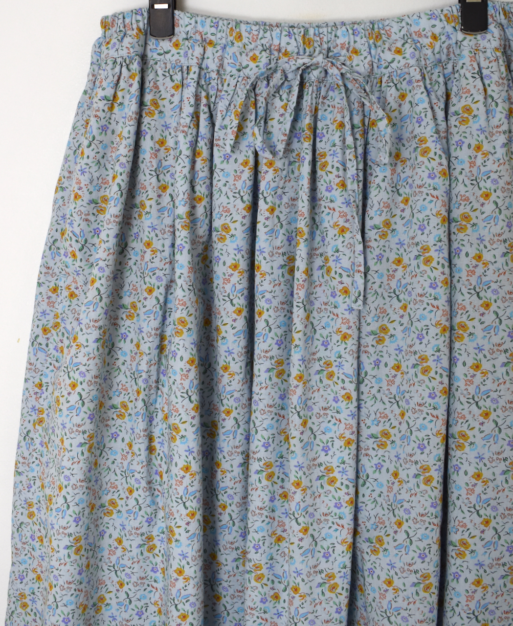 INAM2515FD(スカート) COTTON FLOWER PRINT GATHERED EASY SKIRT WITH LINING