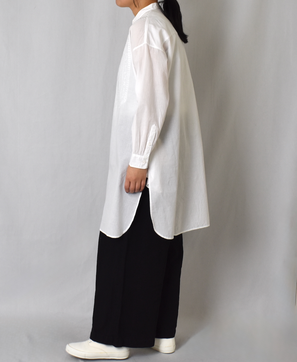 NMDS25204(チュニック) 60s ORGANIC CAMBRIC BANDED COLLAR EMB SHIRT TUNIC