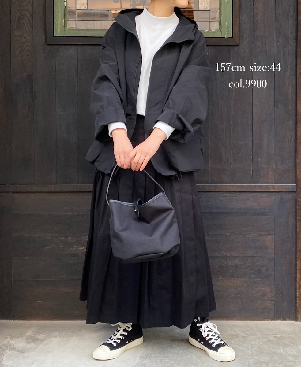 NHT2511CNC(ジャケット) NYLON/COTTON HOODED PARKA WITH GUSSETED POCKET