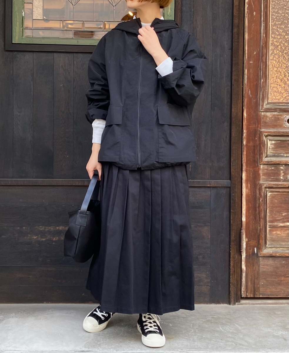 NHT2511CNC(ジャケット) NYLON/COTTON HOODED PARKA WITH GUSSETED POCKET