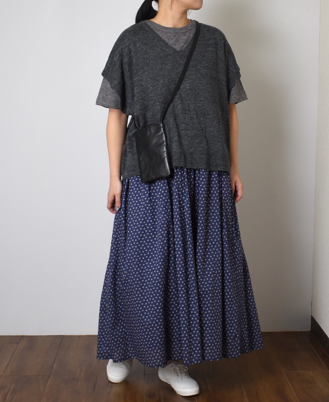 GNSL24041 (Tシャツ) SLUB VINTAGE CREW-NECK BACKSIDE SLIT T-SHIRT