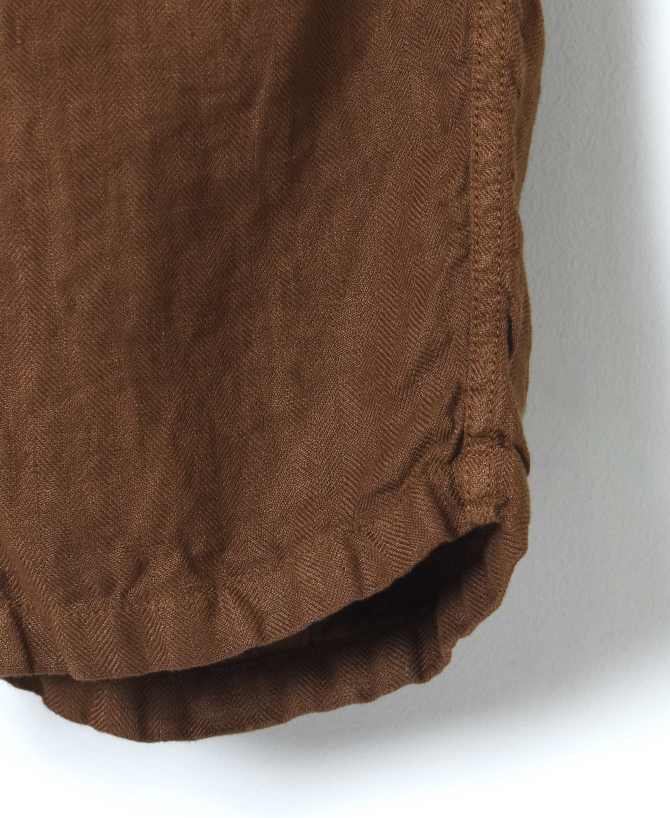 NAM1811LH (パンツ) LINEN HERRINGBONE (OVERDYE) ONE-TUCK CROPPED PANTS
