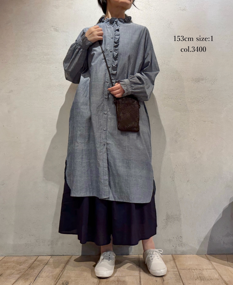 INMDS25064(シャツ) HANDWOVEN YARN DYE NATURAL INDIGO CHAMBRAY FRILL COLLAR LONG SHIRT