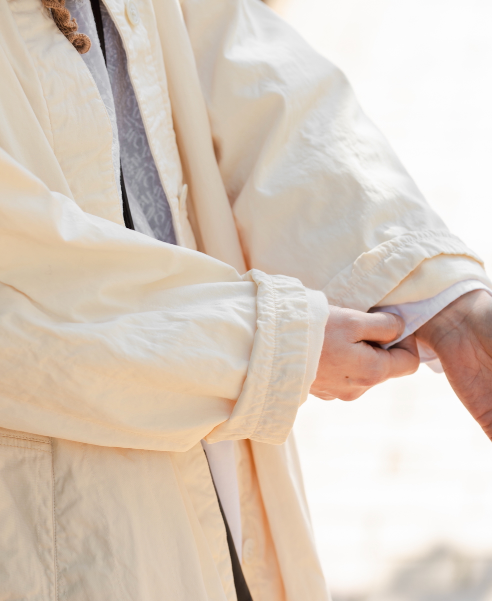 NMDS24632W(コート) 40s ORGANIC POPLIN RAGLAN COAT WITH VERTICAL STITCH