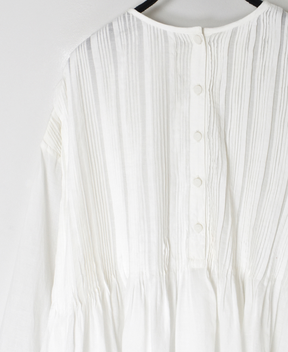 INMDS25043(ブラウス) 100s KHADI(100s×150s) CREW-NECK 3/4SL SHIRT WITH RANDOM PLEATS
