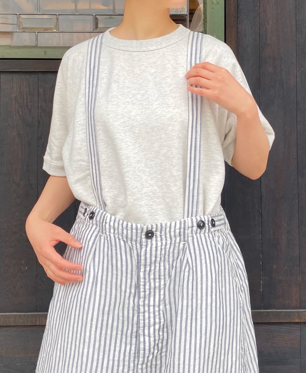 ISNAM2524SD(スカート) COTTON/LINEN STRIPE OVERDYE ADJUSTER TACK SKIRT WITH SUSPENDER