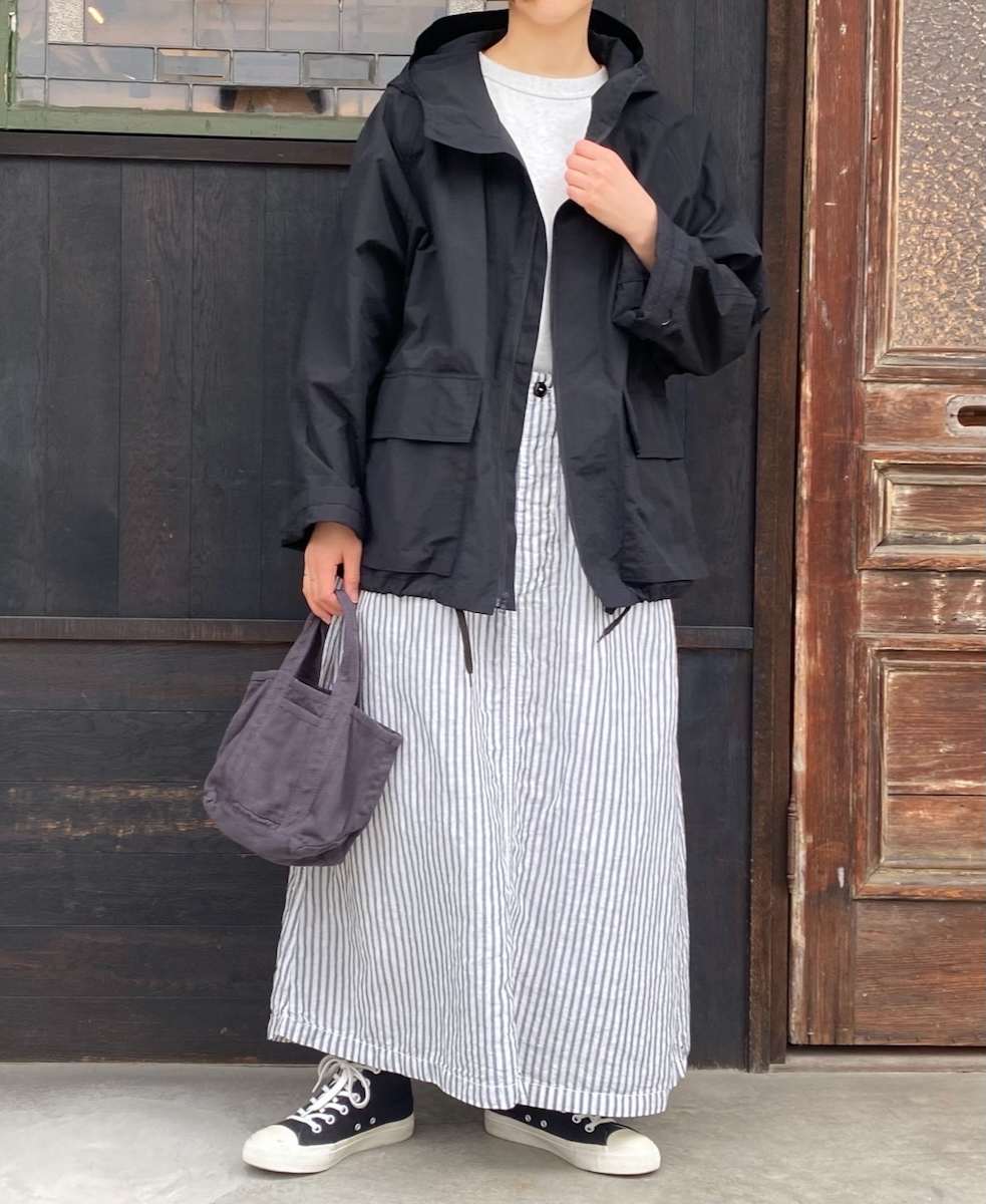 ISNAM2524SD(スカート) COTTON/LINEN STRIPE OVERDYE ADJUSTER TACK SKIRT WITH SUSPENDER
