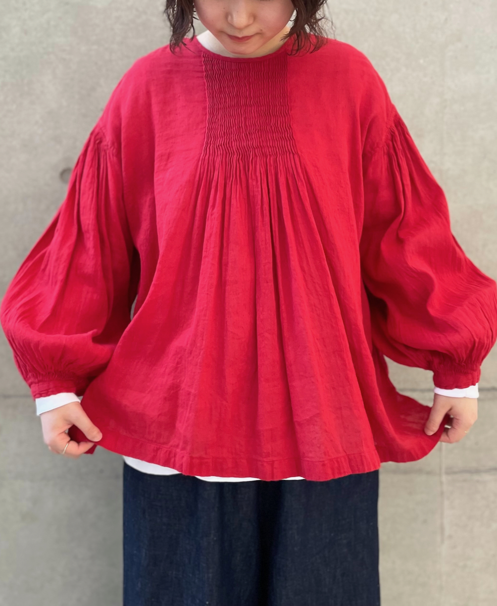 INMDS25012D(シャツ) AUTO LOOM COTTON/LINEN PLAIN(OVERDYE) BACK OPENING CREW-NECK SHIRT WITH MINI PINTUCK