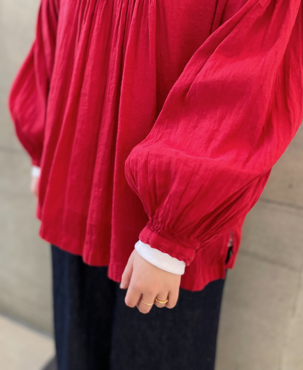 INMDS25012D(シャツ) AUTO LOOM COTTON/LINEN PLAIN(OVERDYE) BACK OPENING CREW-NECK SHIRT WITH MINI PINTUCK