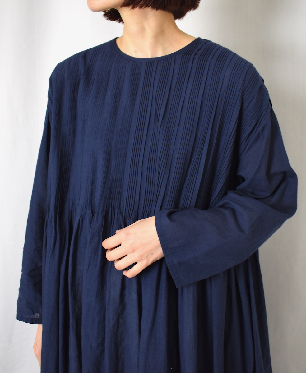 INMDS25044(ワンピース) 100s KHADI(100s×150s) CREW-NECK 3/4SL SHIRT DRESS WITH RANDOM PLEATS