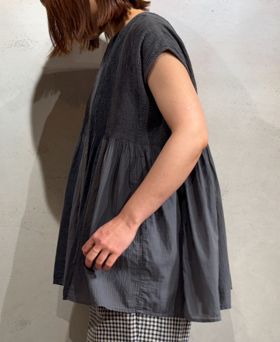 NMDS25231D(シャツ) COTTON&LINEN PATCHWORK(OVERDYE) CREW-NECK F/SL SHIRT WITH MINI PINTUCK